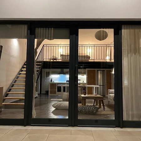 Apartment Evas Urban Loft 1 Close To Pythagoreio Potokaki