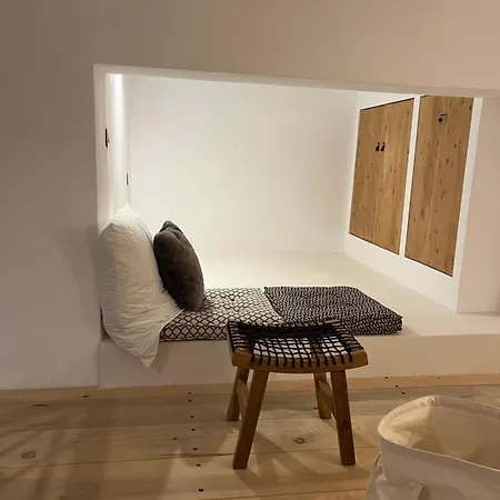 Evas Urban Loft 1 Close To Pythagoreio Apartment