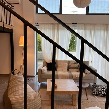 Apartment Evas Urban Loft 1 Close To Pythagoreio