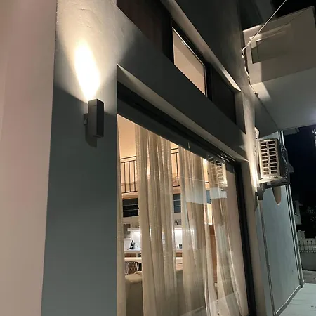 Evas Urban Loft 1 Close To Pythagoreio Apartment Potokaki