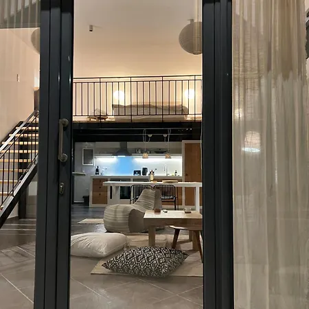 Evas Urban Loft 1 Close To Pythagoreio Apartment *