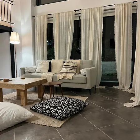 Apartment Evas Urban Loft 1 Close To Pythagoreio