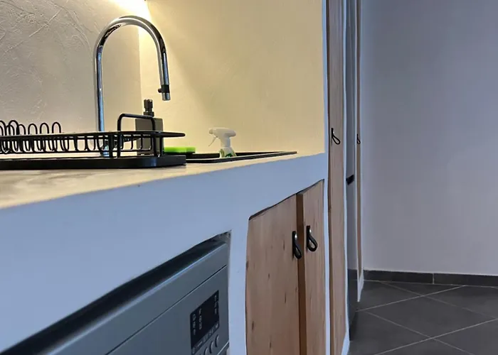 Evas Urban Loft 1 Close To Pythagoreio 아파트