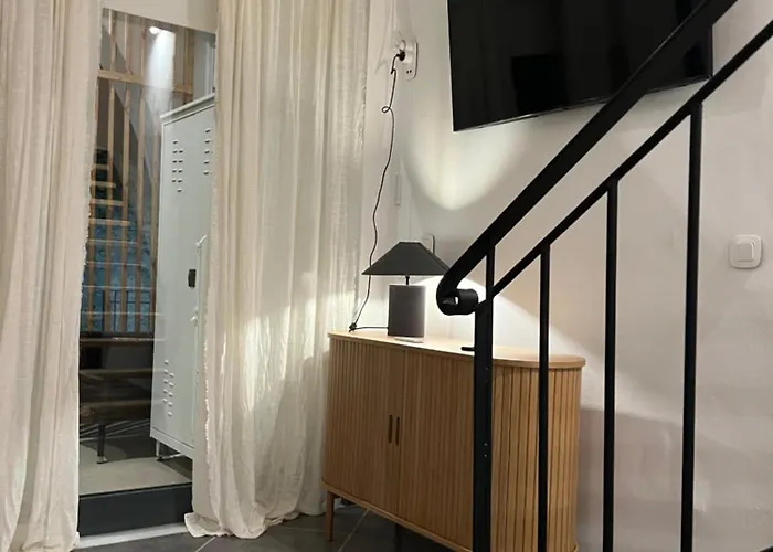 Evas Urban Loft 1 Close To Pythagoreio 아파트 *