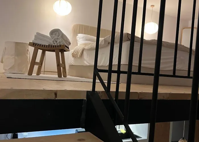 Evas Urban Loft 1 Close To Pythagoreio *