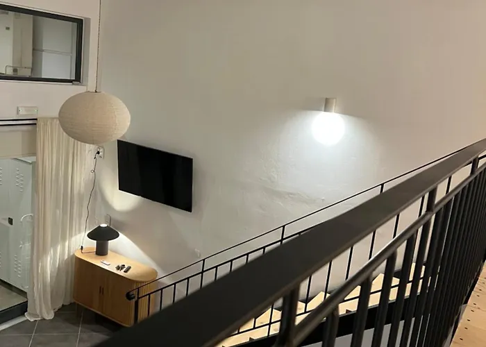 Evas Urban Loft 1 Close To Pythagoreio *